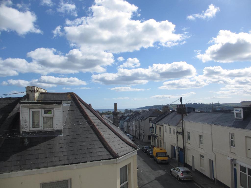 <c:out value='Clifton Place, North Hill, Plymouth, Devon, PL4 8HY'/>