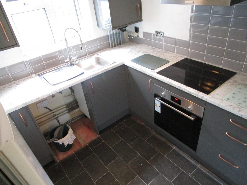 <c:out value='Budshead Road, Whitleigh, Plymouth, Devon, PL5 2PL'/>