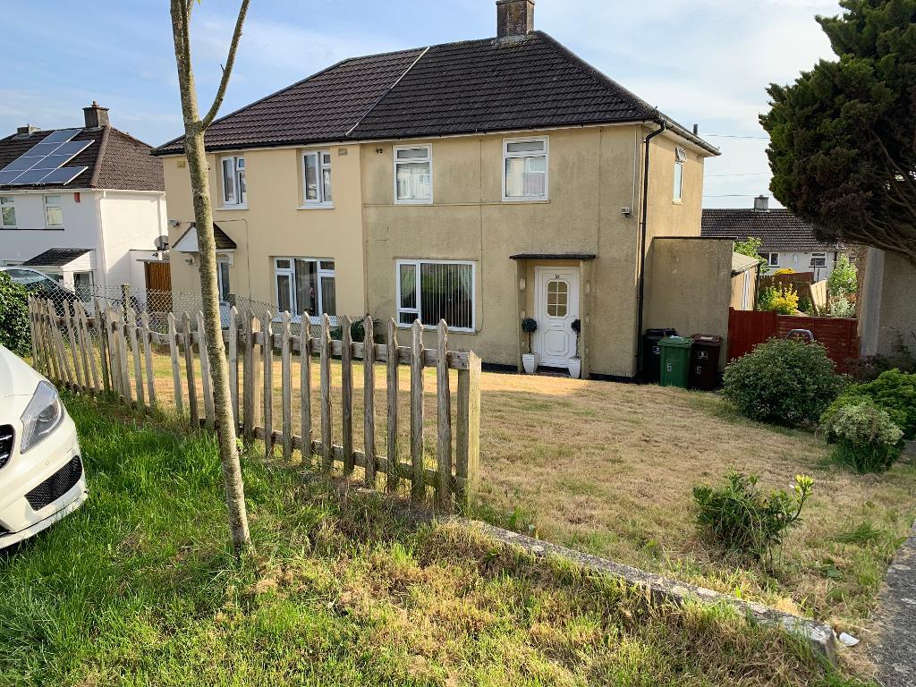 <c:out value='Aylesbury Crescent, Whitleigh, Plymouth, Devon, PL5 4HX'/>